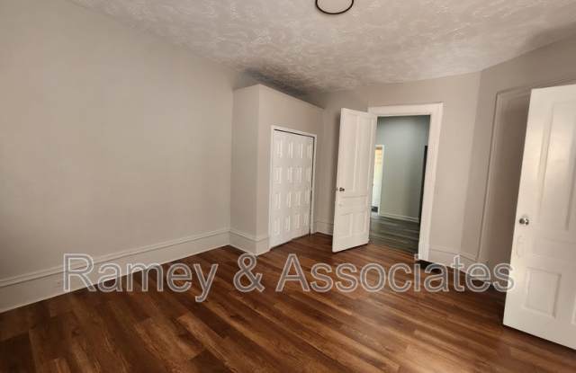 1842 Bolling Ave Gallery 2