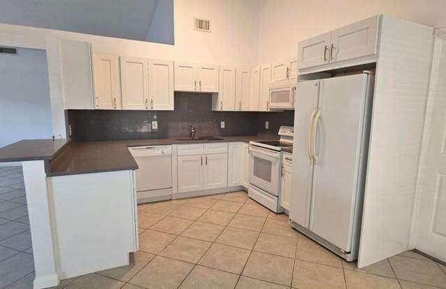 7699 Blairwood Circle S, Lake Worth, FL 33467 photos photos