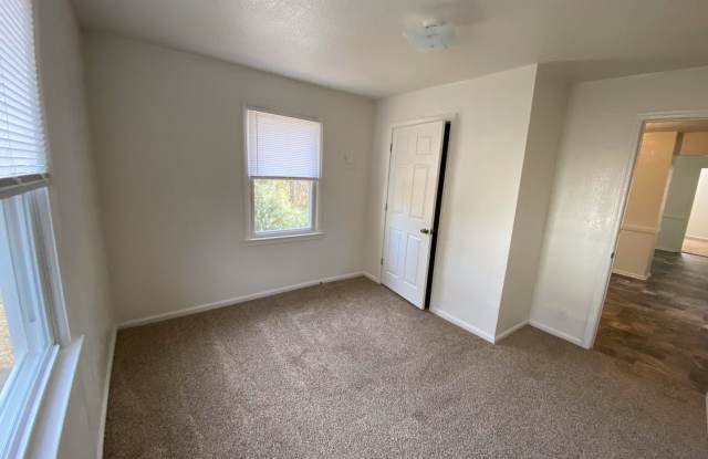 1112 Railroad Ave Gallery 4