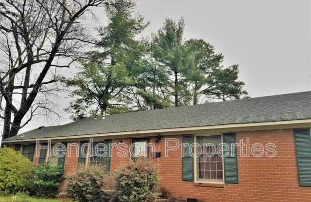 2923 Amity Garden Court - 2923 Amity Garden Court, Charlotte, NC 28205