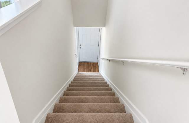 227 Rendell Lane Gallery 3