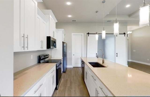 2709 20th Street SW Gallery 4