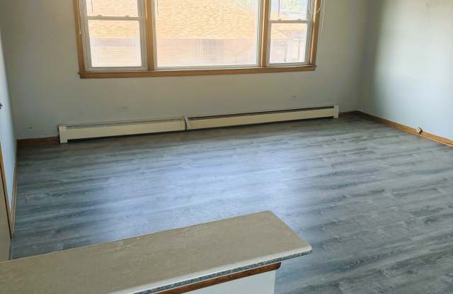 604 N Ardmore Avenue Gallery 3