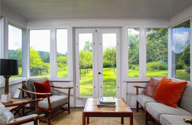 55 Beebe Hill Road Gallery 3