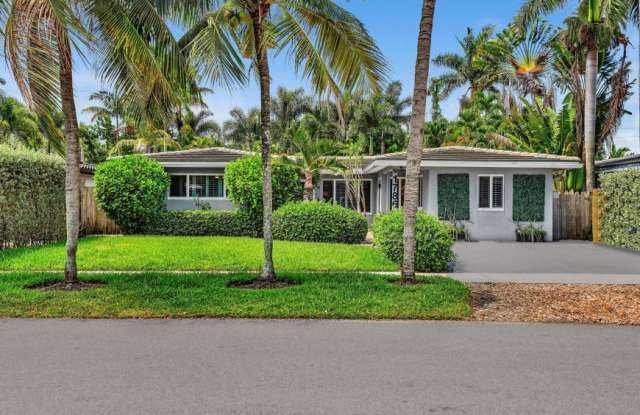 1786 NE 21st St. photos photos