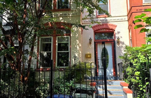 824 7TH STREET NE - 824 7th Street Northeast, Washington, DC 20002 824 7TH STREET NE - 824 7th Street Northeast, Washington, DC 20002