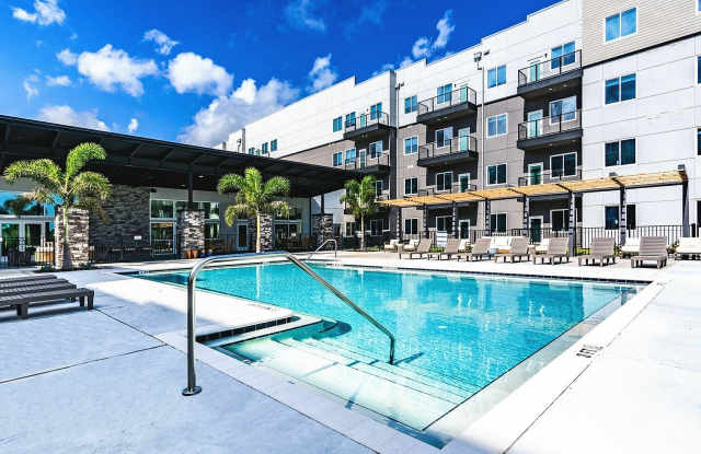 Parasol Melbourne - 55+ Active Adult Apartment Homes Gallery 4