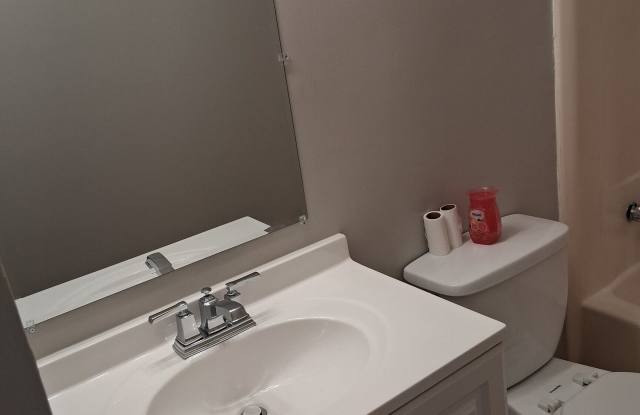 9109 Sterling Ridge Lane Gallery 2