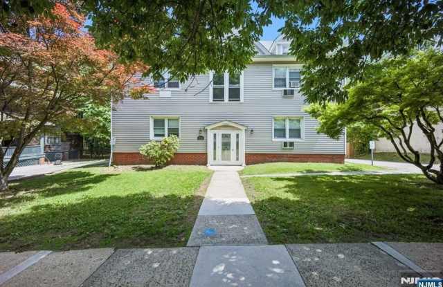 44 Gates Avenue photos photos 44 Gates Avenue photos photos