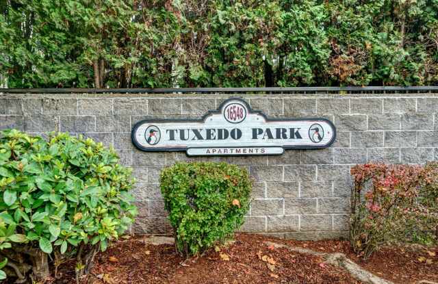 Tuxedo Park photos photos