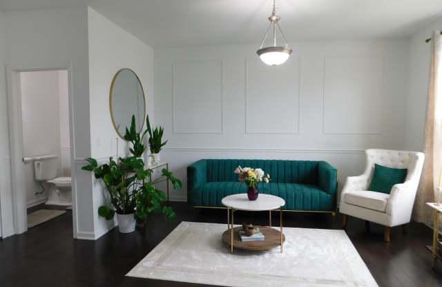 4446 Christina Drive Gallery 2
