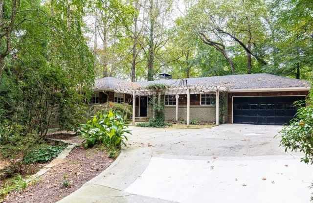 3943 Lake Forrest Drive NE photos photos