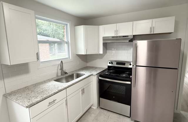 1321 Riverwood Drive - B Gallery 1