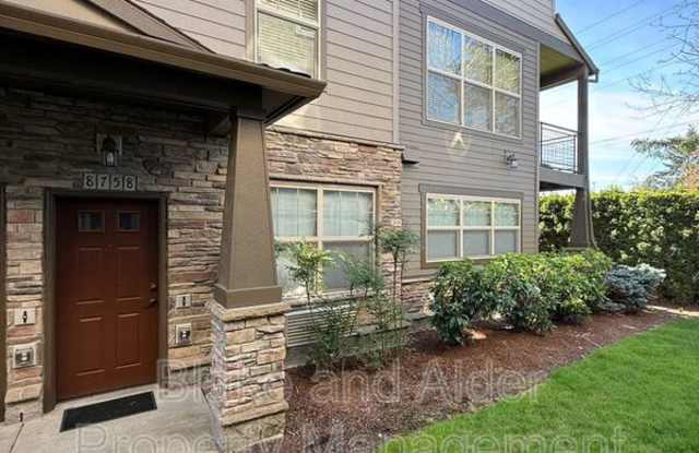 8758 NE Delamere Way photos photos