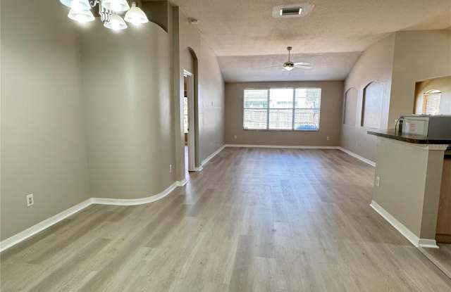 1414 TRAIL BOSS LANE Gallery 2