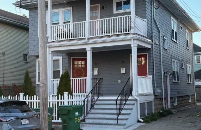 37 Emerald Street, Unit 1 - 1 Gallery 1