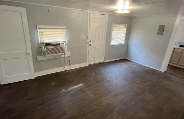 271 E Lambert St photos photos 271 E Lambert St photos photos