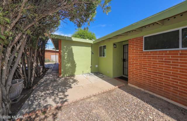 7957 E 19th Place Gallery 4