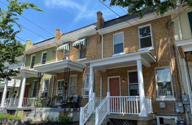 1446 V STREET SE - 1446 V Street Southeast, Washington, DC 20020