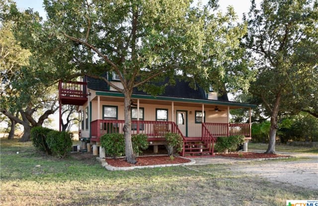 8425 FM 1979 - 8425 Farm-to-Market Road 1979, Guadalupe County, TX 78655
