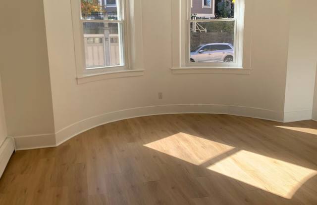 661 Washington St #1A Brookline MA 02446 - 661 Washington Street, Brookline, MA 02446