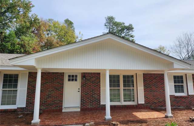 628 SHADOW LANE Drive Gallery 4