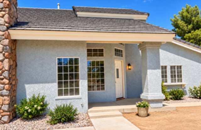 Spacious Apple Valley Home with RV Parking & Desert Views Gallery 1