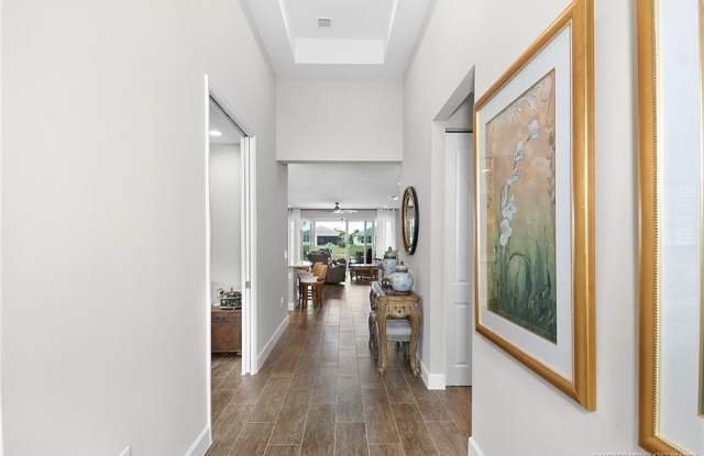 11933 SW Coral Cove Parkway Gallery 4