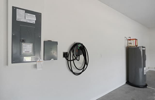 16089 Garrett Grove Court Gallery 4