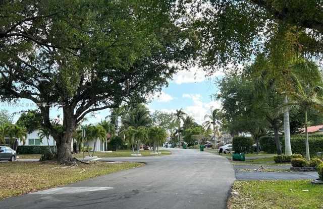 3890 NW 79th Ave photos photos