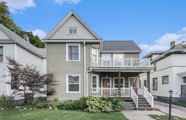 1104 Jennette Ave NW # 1 photos photos