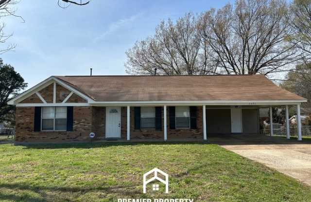 7051 Lake Forest Drive North photos photos