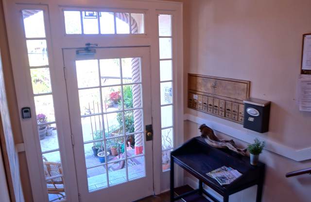 766 Belmont Avenue East Gallery 4