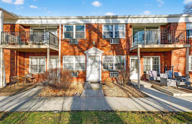 4 Colonial Road photos photos
