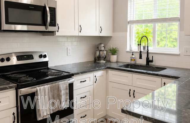 2140 Mariner circle Gallery 2