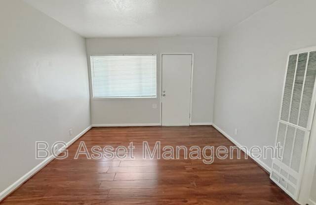 945 S 45th Street photos photos