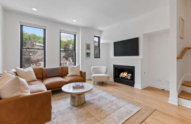 1640 N Bissell Street Gallery 4