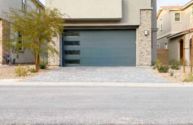 40 Moon Hill Dr - 40 Moon Hill Drive, Henderson, NV 89011