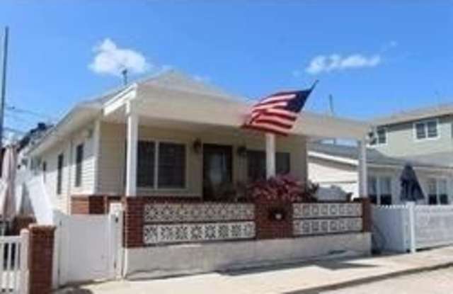27 Vermont Street - 27 Vermont Street, Long Beach, NY 11561