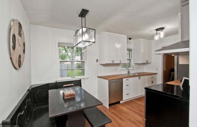 8728 Hadley Avenue S Gallery 4