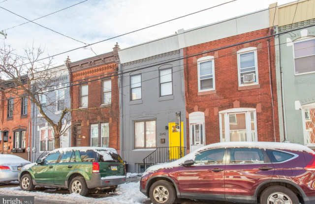 2242 DICKINSON STREET Gallery 2