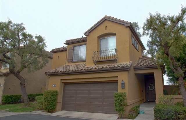 10 Lessay - 10 Lessay, Newport Beach, CA 92657
