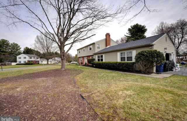55 BELOIT AVENUE photos photos
