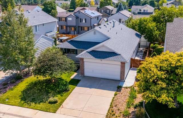 Evolve Real Estate: Meticulously Maintained 3 Bed RANCH Home with Deck and Pergola Available DEC 15! - 11228 West Progress Avenue, Dakota Ridge, CO 80127