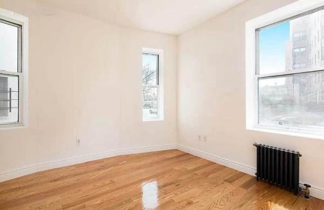 101 Ocean Pkwy Gallery 3