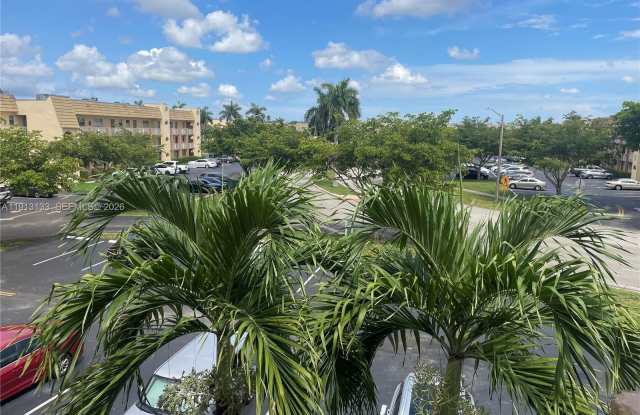 8460 Sunrise Lakes Blvd photos photos 8460 Sunrise Lakes Blvd photos photos