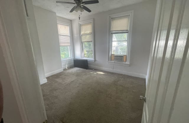 455 Warner Street - 2 photos photos