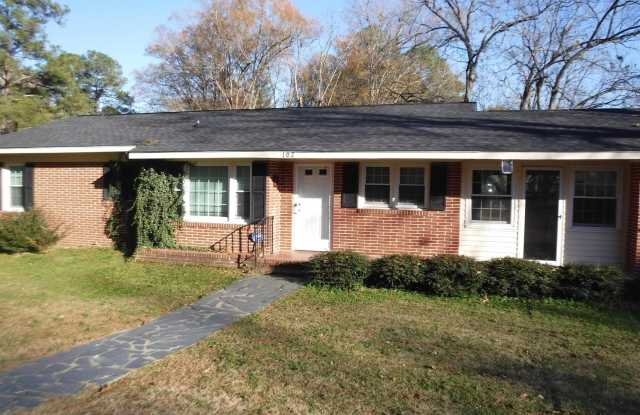 102 Ford Circle photos photos
