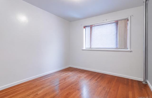 415 E 187th Street Gallery 4