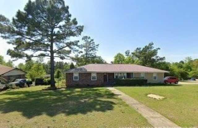 143 Ingleside Drive - 143 Ingleside Drive, Fayetteville, NC 28303